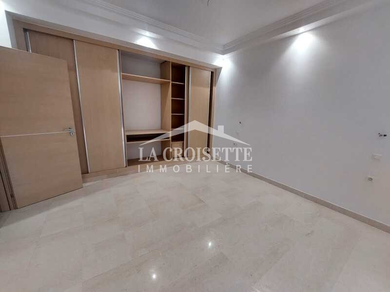 Appartement S+3 à La Soukra